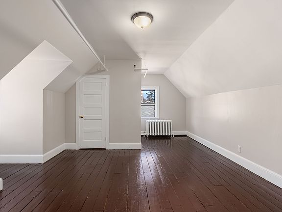 2nd image of 360 Farmington Ave #13