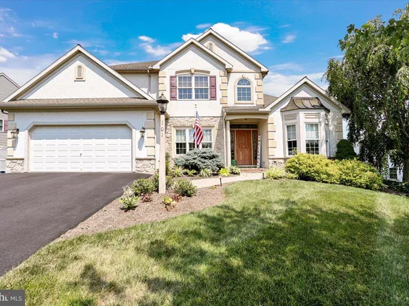 101 Copper Beech Ln, Womelsdorf, PA 19567