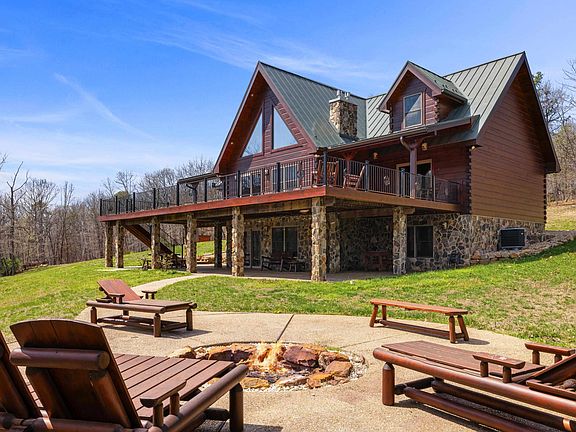 5th image of 16199 Rockymount Ln