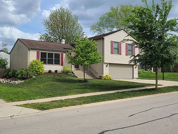 3rd image of 713 Primrose Ln