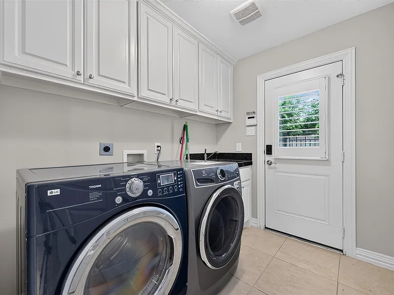 13423 Preston Cliff Ct — Photo 23
