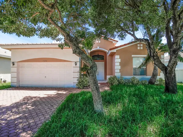 13124 SW 23rd St, Hollywood, FL 33027