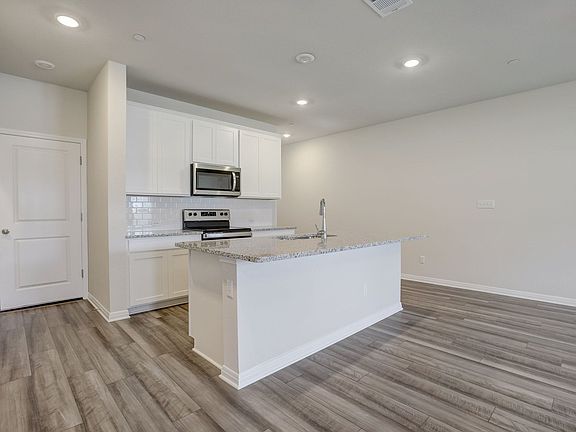 Check out the Bonnell floorplan with the Cool interior package.