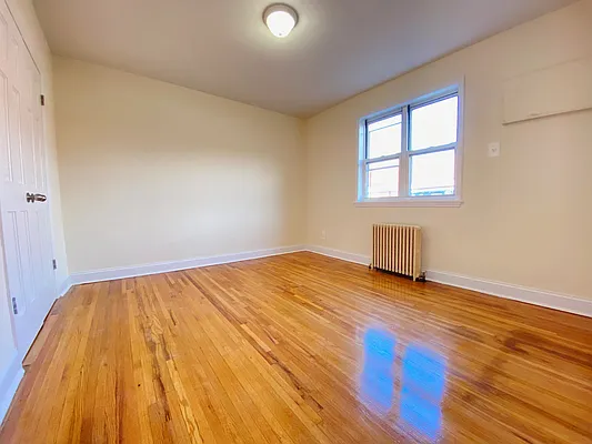 Rented by Contact Realty | media 10