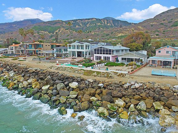 4th image of 5470 Rincon Beach Park Dr