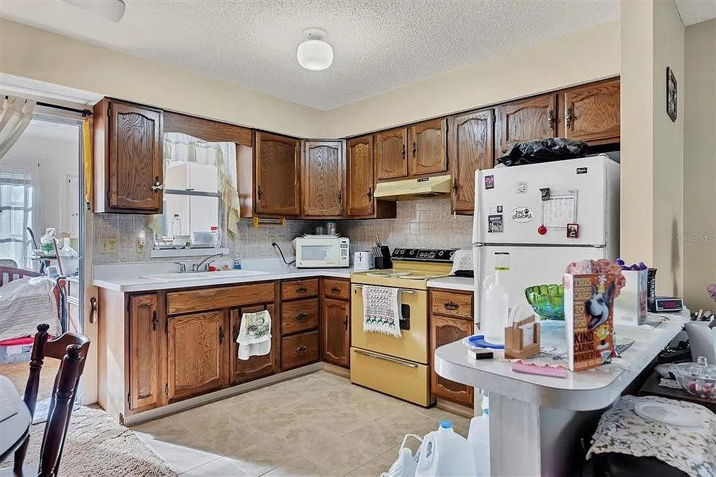 2 bed, 1200 sqft, $1,650 — Photo 4