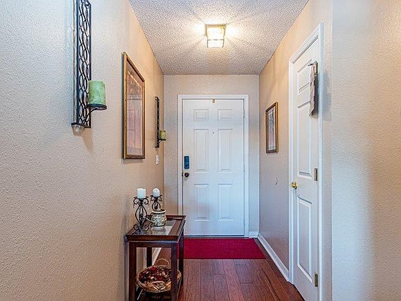 3rd image of 8677 Pebblebrooke Way