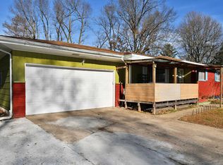 3247 E Seminole St, Springfield, MO 65804