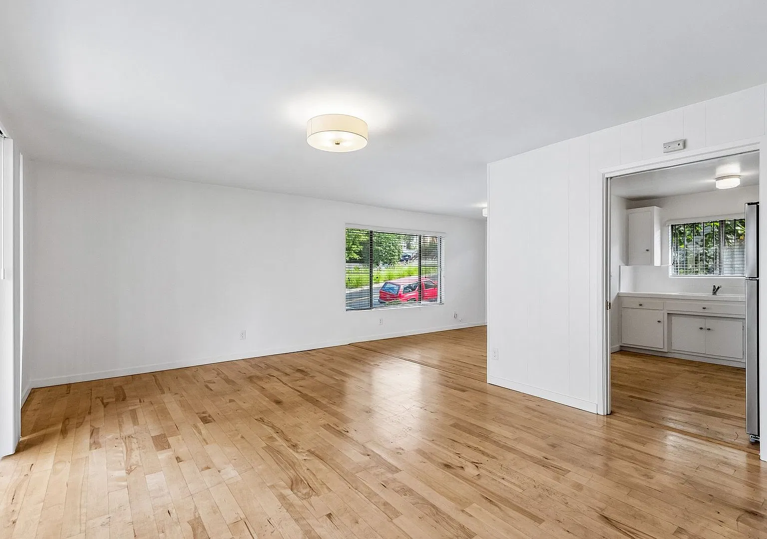 1314 Maltman Ave — Photo 3