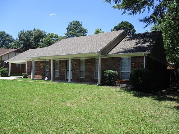 3rd image of 6910 Glenwick Dr