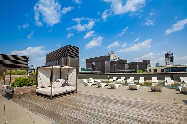 Sold by Landmark Property Holdings LLC | media 25