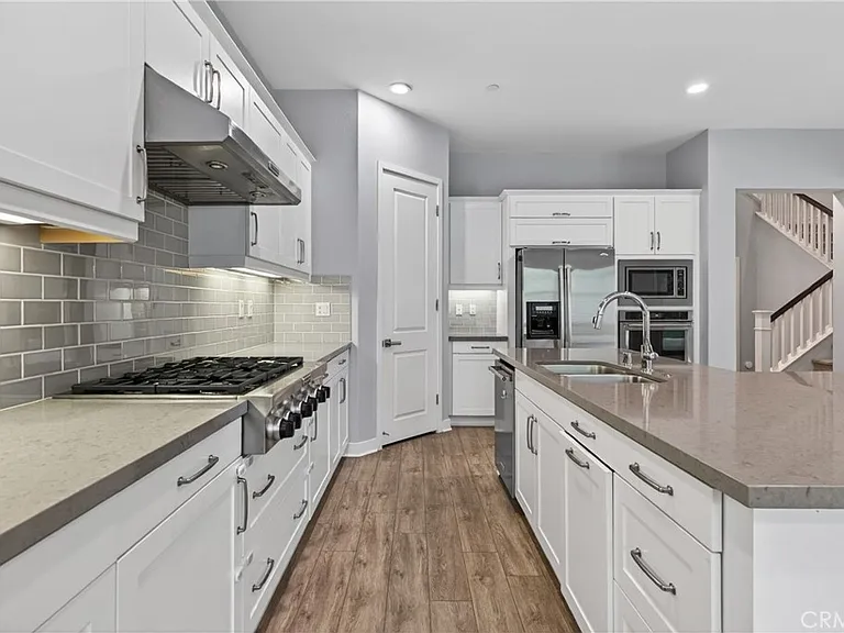 755 E Orange Blossom Way — Photo 20