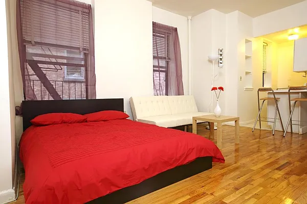 Rented by Big Apple Living | media 27