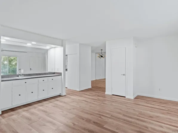 4275 Asher St Unit 26, San Diego, CA 92110