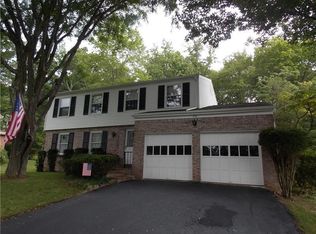 102 Oakview Dr, Ligonier, PA 15658