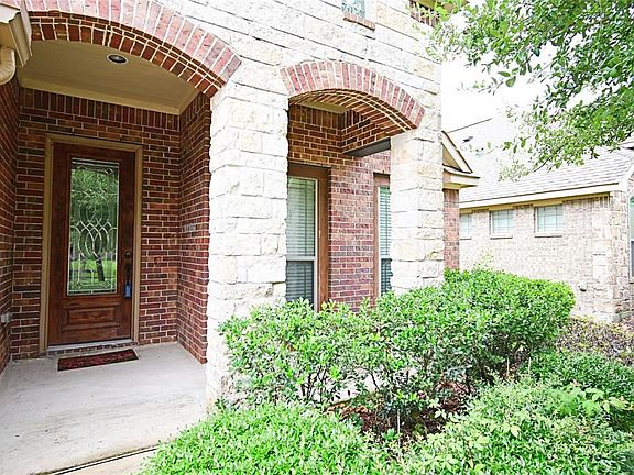 4th image of 19807 Amber Village Ln