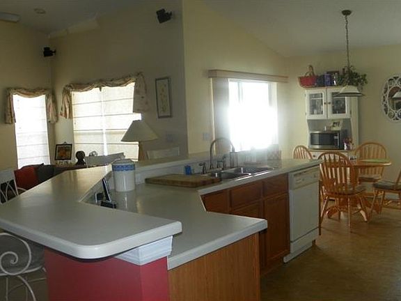4th image of 2615 Big Pine Dr