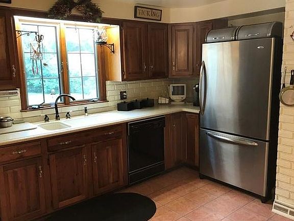 2nd image of 59 Sudbury Ln