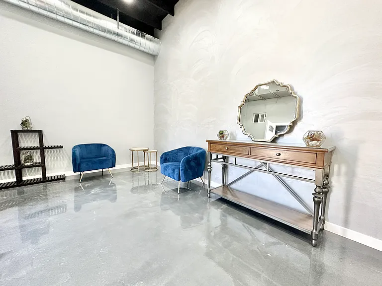 3809 Union Pacific Ave #12 — Photo 5