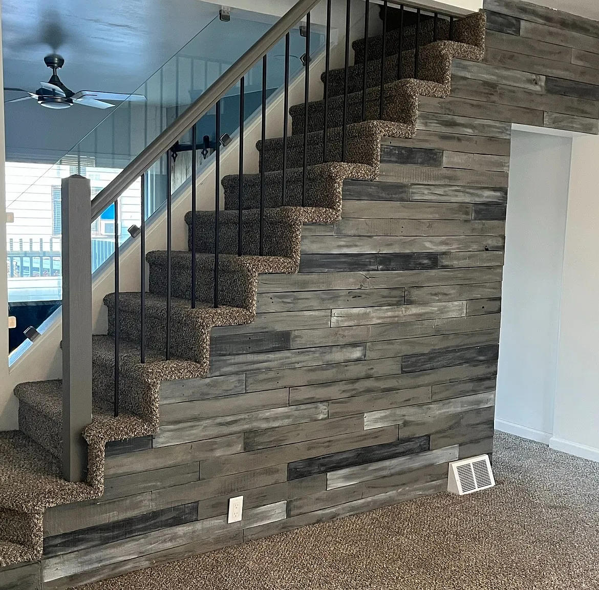 2 bed, 1500 sqft, $2,050 — Photo 3