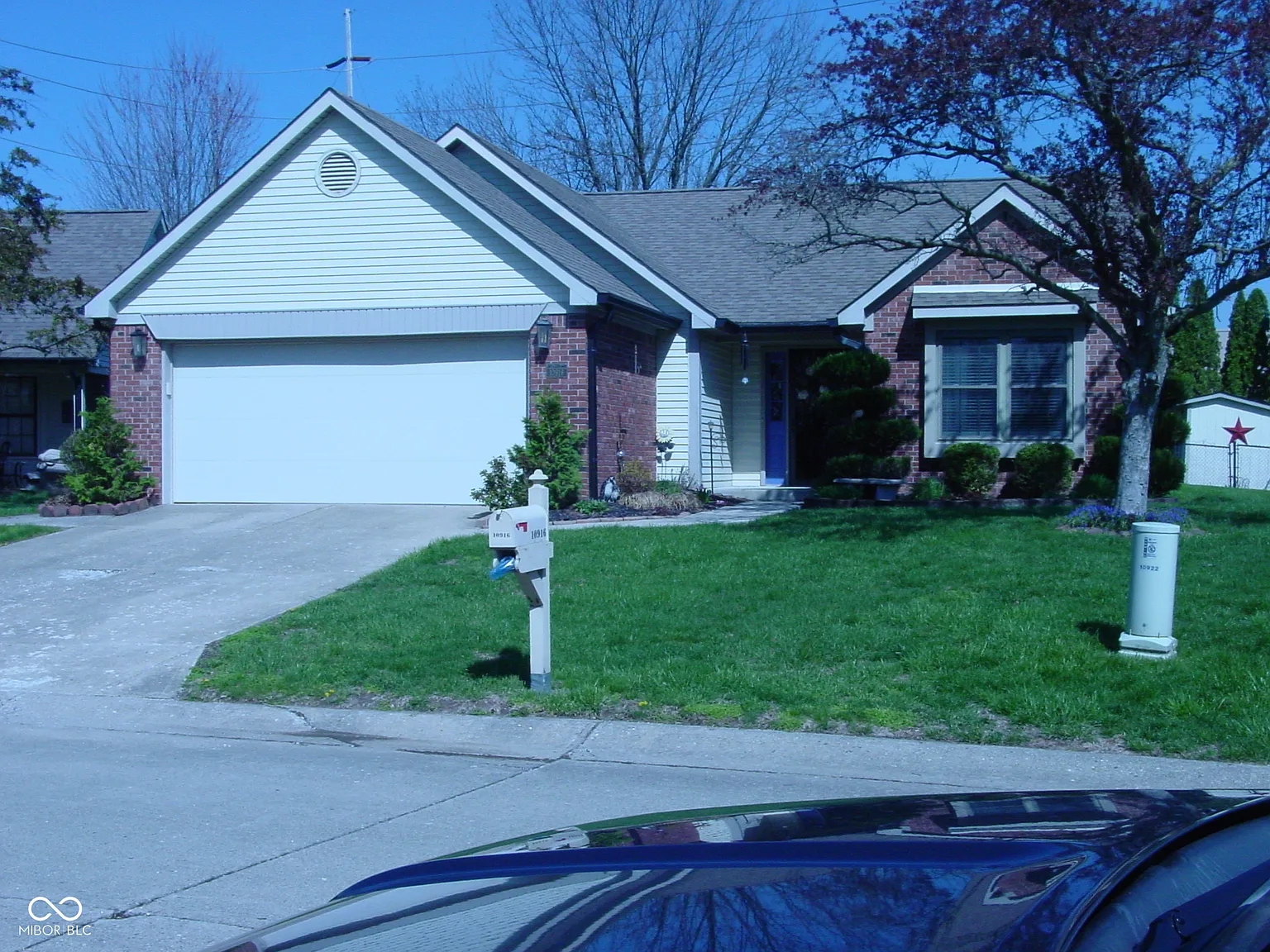 10916 President Cir photo 1