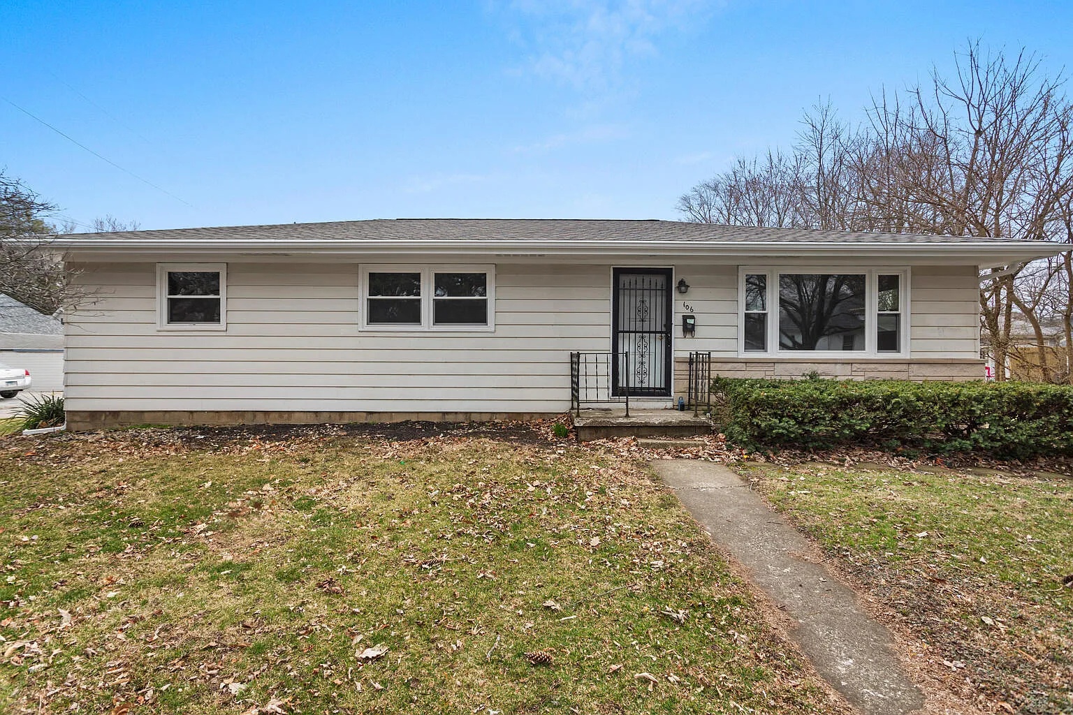 106 S Cottage Grove Ave photo 1