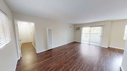 Floor plan 317