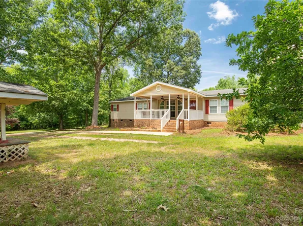 3022 Bethel Boat Landing Rd, Lancaster, SC 29720