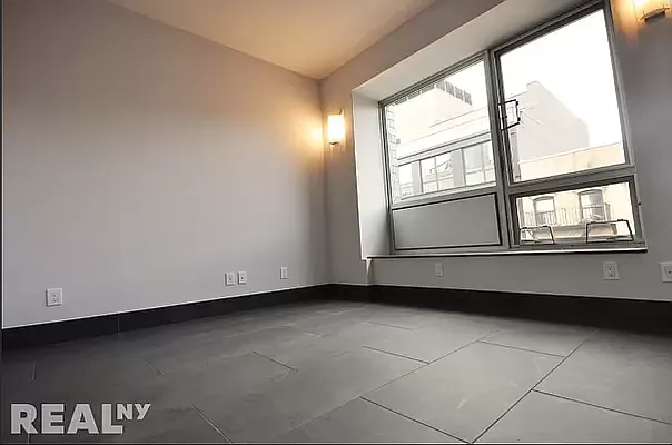 Rented by REAL New York | media 2