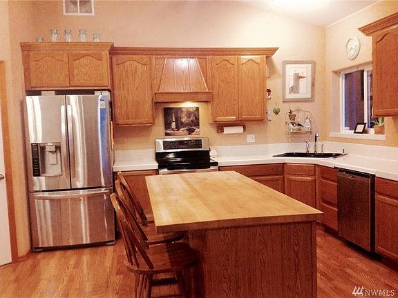 5th image of 13177 Elm Ave NW