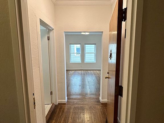 3rd image of 355 Octavia St APT 27