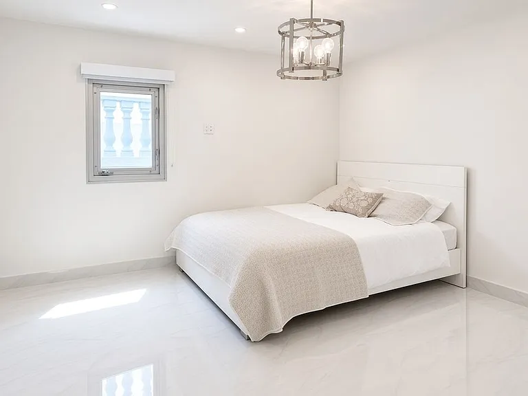 18222 Coastline Dr — Photo 30