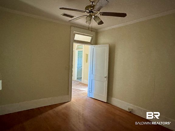 5th image of 310 S Pensacola Ave