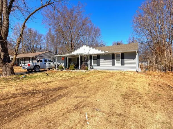 8308 E 111th Ter, Kansas City, MO 64134