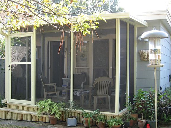 Backyard screened porch (2007)