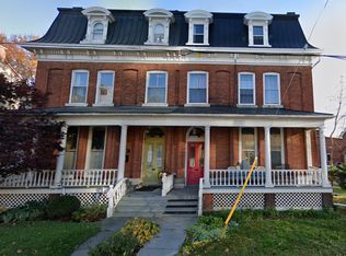 292 Johnson St #2, Kingston, ON K7L1Y4