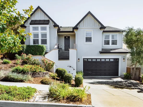 218 Jacquelyn Lane, Petaluma, CA 94952