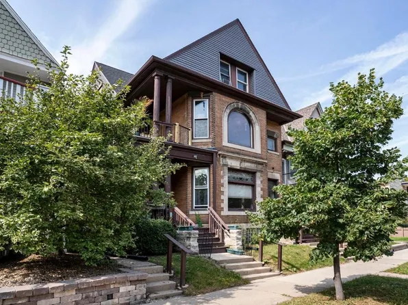 1923 N Oakland Ave, Milwaukee, WI 53202
