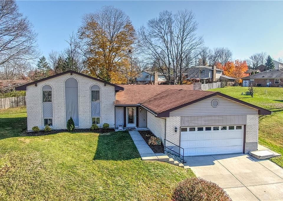 1st image of 718 Blackmoat Pl