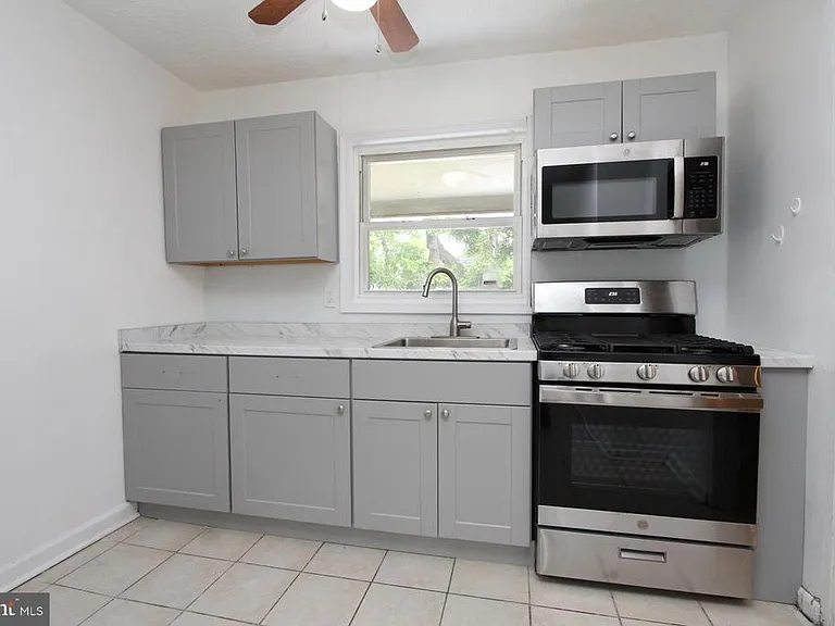 5634 Mitchell Rd — Photo 4