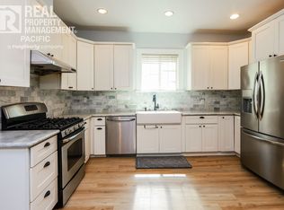 2113 West St, Oakland, CA 94612
