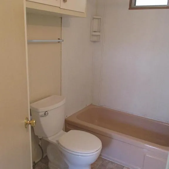 1074 W Johnston Ave — Photo 8