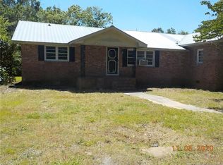 7538 Laura Ray Rd, Linden, NC 28356