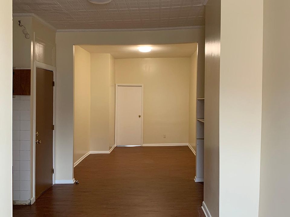 1st image of 465 Onderdonk Ave