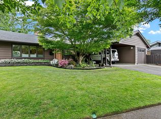 3240 Dapple Way, Eugene, OR 97401
