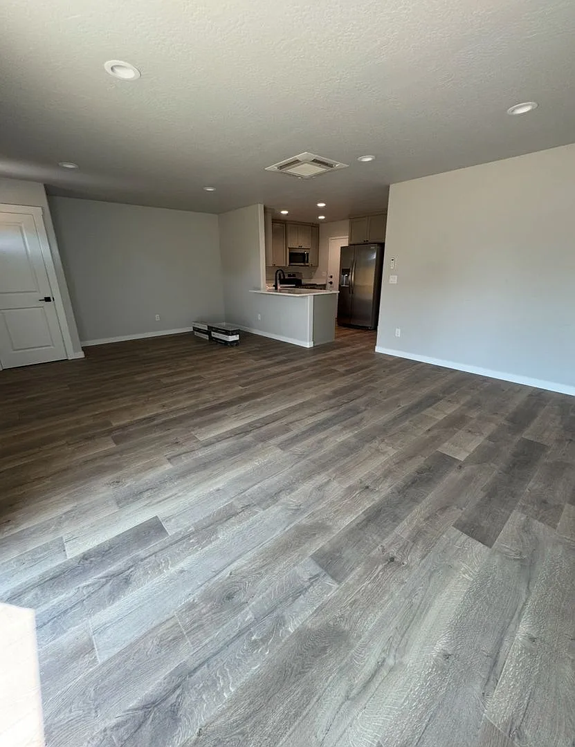 Building Photo - 150 Seroba Cir