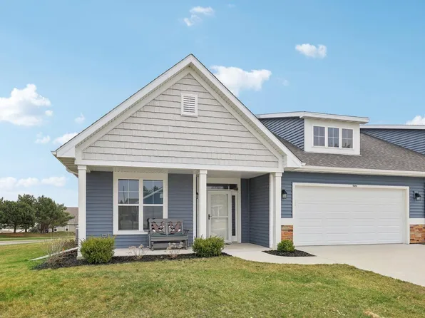 920 Stonecrop DRIVE, Hartford, WI 53027