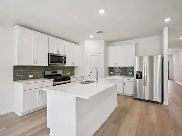 2509 Nicole Dr, Denton, TX 76208