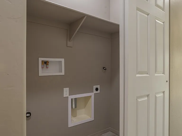 1349 W Hualpai Rd #2 — Photo 22
