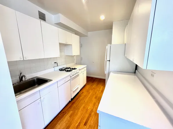 500 West 148th Street image 3 of 5